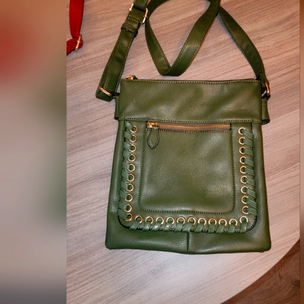 BLACK RIVET BAGS